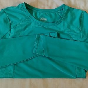 Spaulding active wear long sleeve shirt